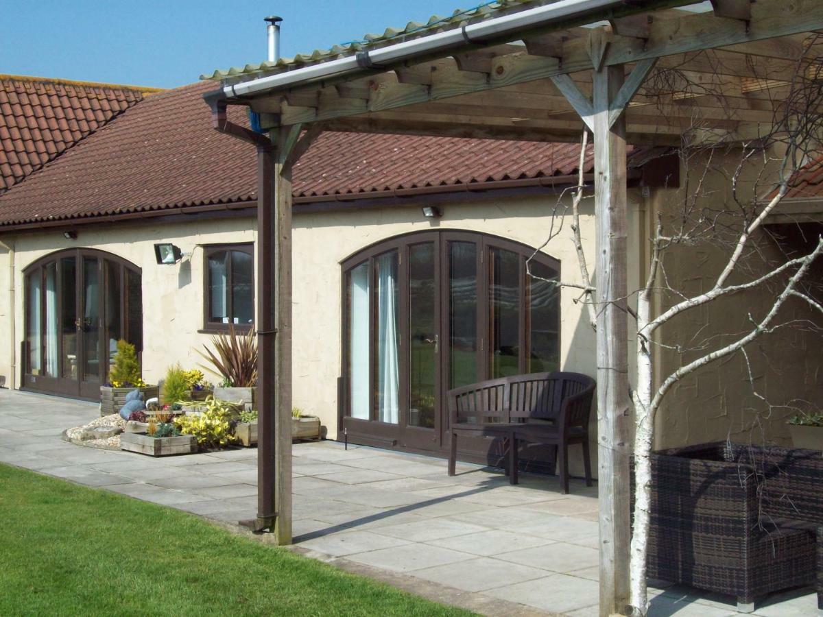 Willow Barn Boutique B&B Worle エクステリア 写真